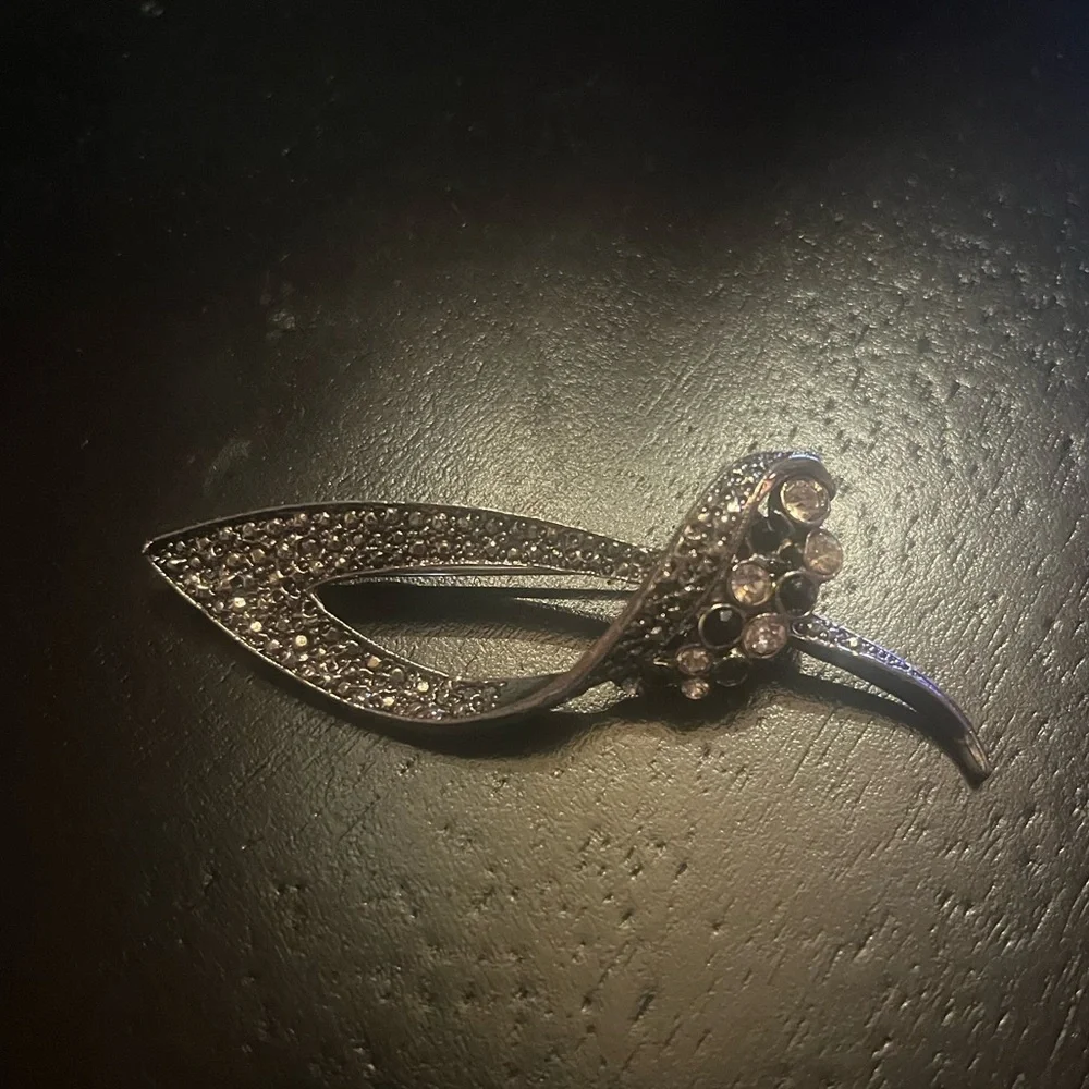 Vintage Silver Leaf Brooch with Marcasite and black and white crystals